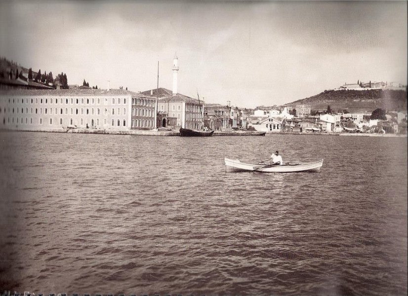 Heybeli ada Deniz Harp Okulu