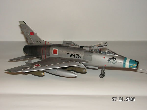 F-100 Maket 2